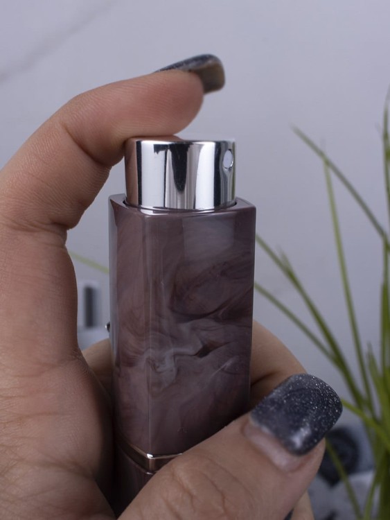 Атомайзер 10 мл коричнеый ПОМАДКА МРАМОР квадрат