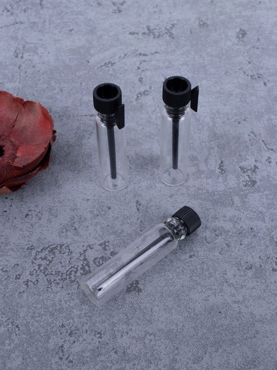 Фиолка 1 мл стекло черный 