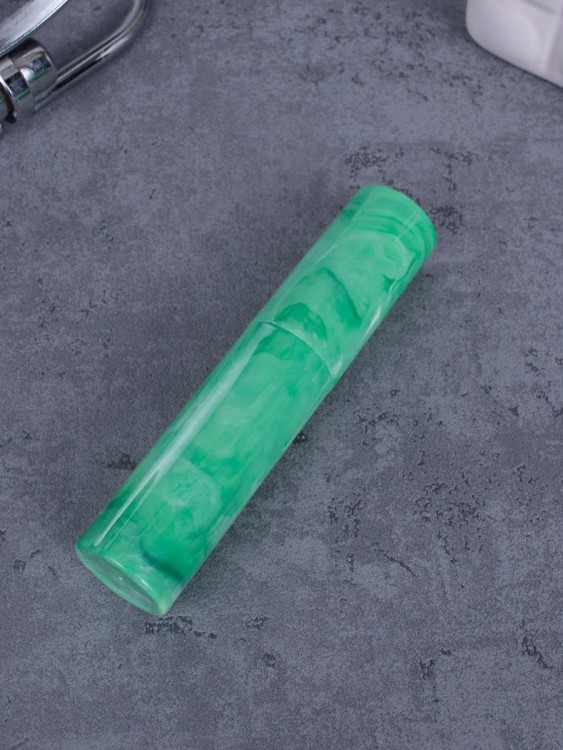 Атомайзер 10 мл зеленый ПОМАДКА  МРАМОР круглый