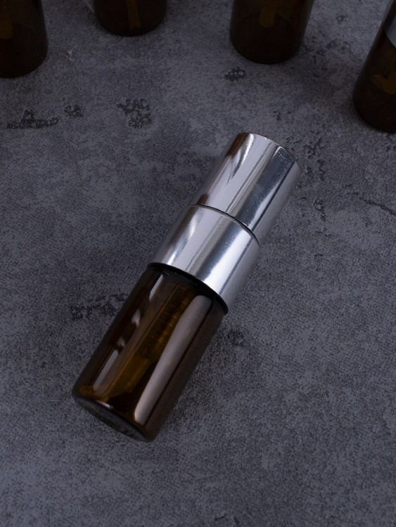 Атомайзер 2мл ТЕМНОЕ СТЕКЛО металический спрей серебро 