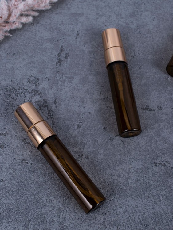 Атомайзер 5мл ТЕМНОЕ СТЕКЛО МЕТАЛИЧЕСКИЙ спрей ЗОЛОТО