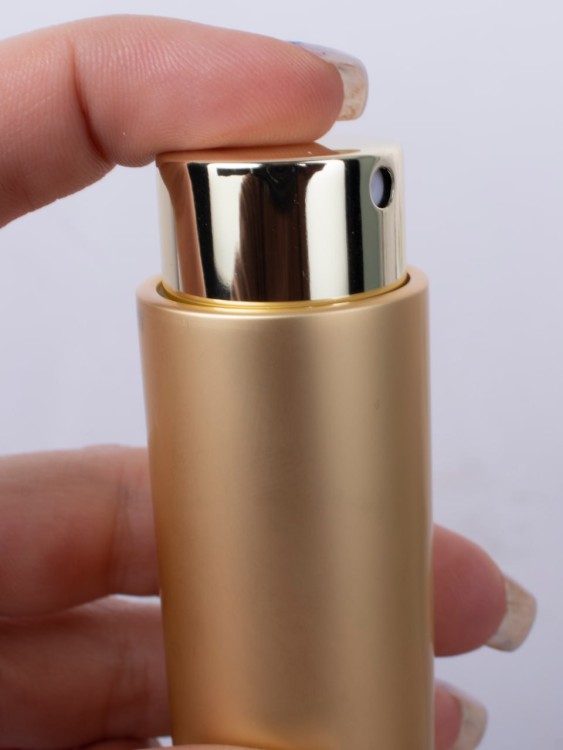 Атомайзер 15 мл металл золото ПОМАДКА  