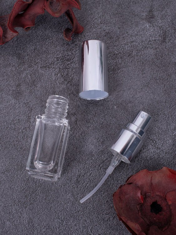 Флакон 3 мл стекло СЕРЕБРО спрей КВАДРАТ    