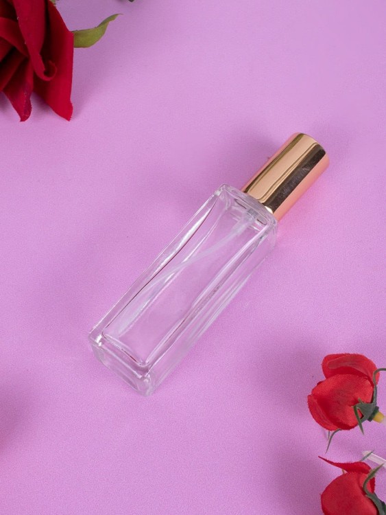 Флакон стекло квадрат 20 мл золото спрей металл  