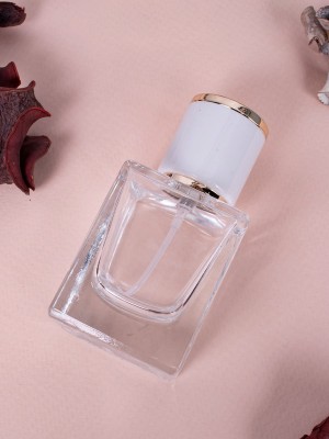 Флаконы 30мл стекло спрей квадрат бежевая крышка