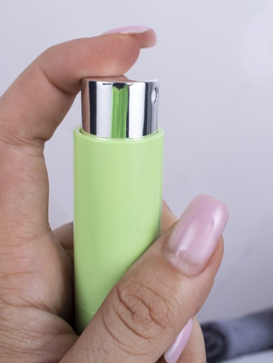 Атомайзер 10 мл Зеленый ПОМАДКА  Лето