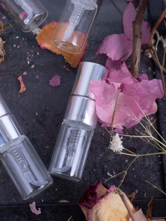 Атомайзер 2мл стекло металический спрей серебро