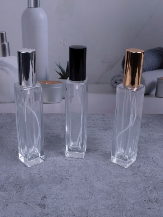 Флакон 15 мл стекло ЧЕРНЫЙ спрей КВАДРАТ 